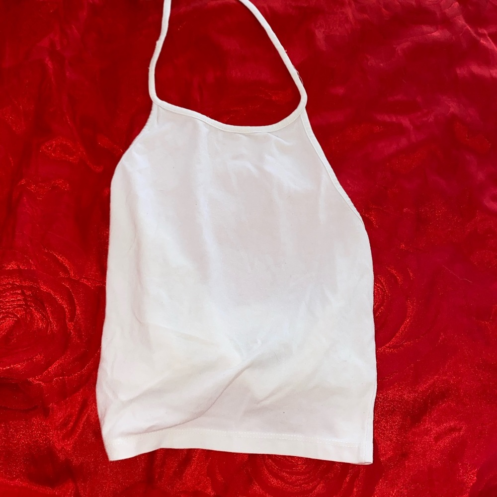 White crop top